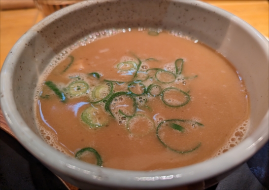 麺匠たか松魚介系スープ