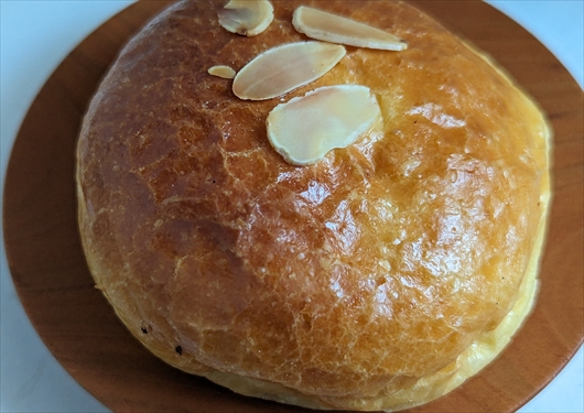 アネのクリームパン