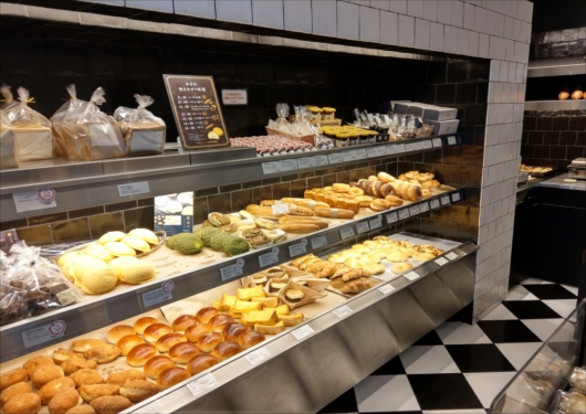 グランディール御池店店内