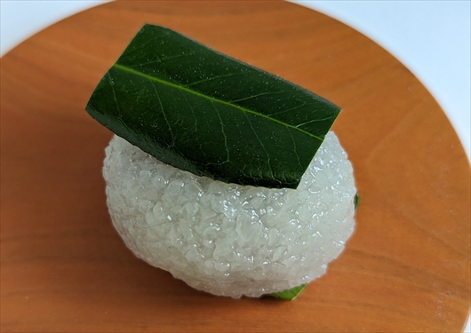 祇園饅頭の椿餅