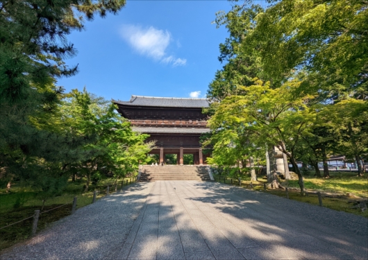 南禅寺三門前
