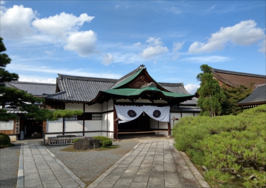 大覚寺の式台玄関
