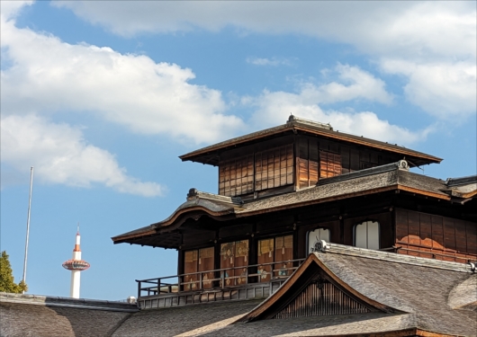 飛雲閣と京都タワー