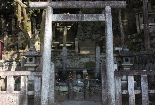 坂本龍馬のお墓(京都霊山護国神社)