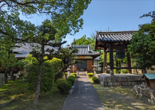 安楽寿院の阿弥陀堂