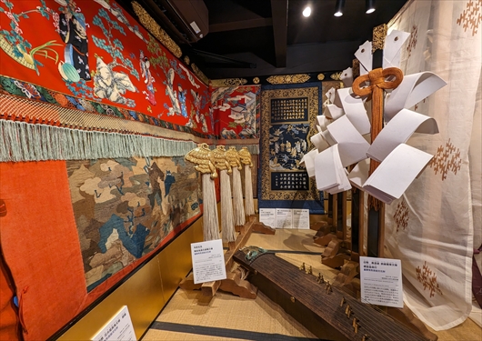 伯牙山の前懸「慶寿詩八仙人図」