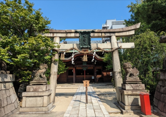 菅大臣神社本殿